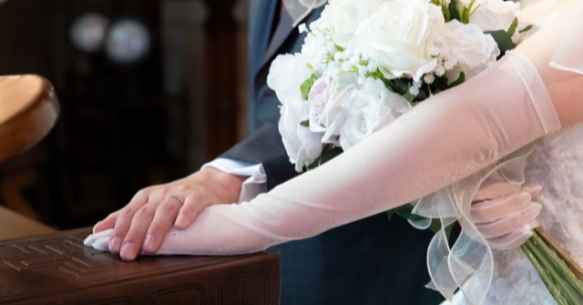 ゲストには楽しんでもらい、家族に感謝を伝える結婚式
