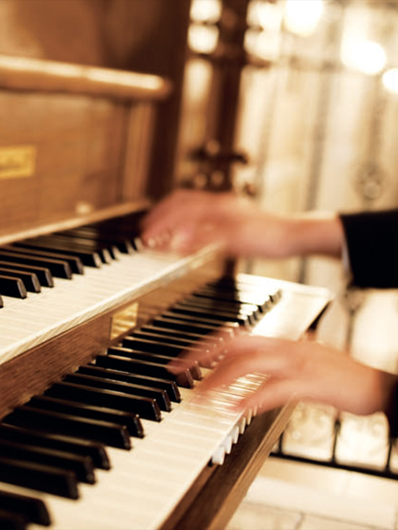 憧れを超えた正統。丘の上の大聖堂「キエザ・デル・コリーナ」